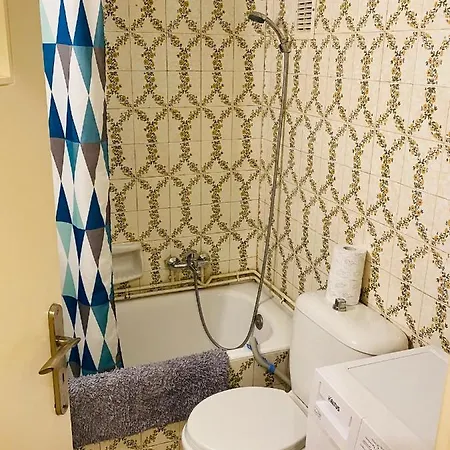 Appartement Metaxourgio Spacious Two Bedroom *