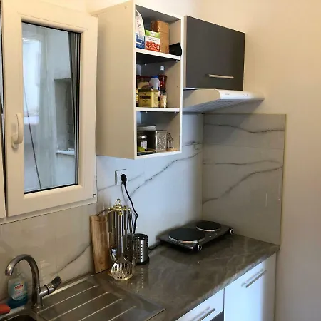 Appartamento Metaxourgio Spacious Two Bedroom *